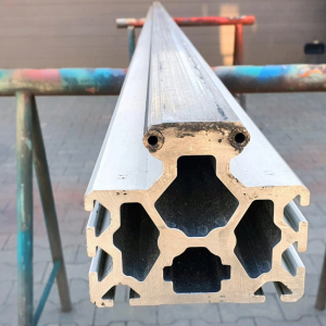 Profil aluminiowy ciężki na zderzak krawędziarki